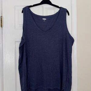 Old Navy Women's Navy Tank Top